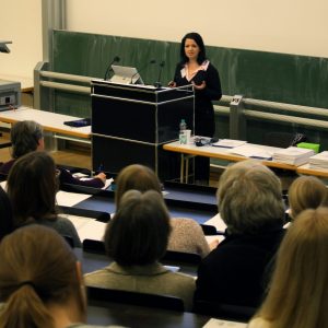 Jun.-Prof. Dr. Katja Scharenberg: Macht die Klasse einen Unterschied? – Effekte sozialer, kultureller und leistungsbezogener Heterogenität. Ein Vortrag der Ringvorlesung "Lehr- und Lernperspektiven" des Wintersemesters 2017/18